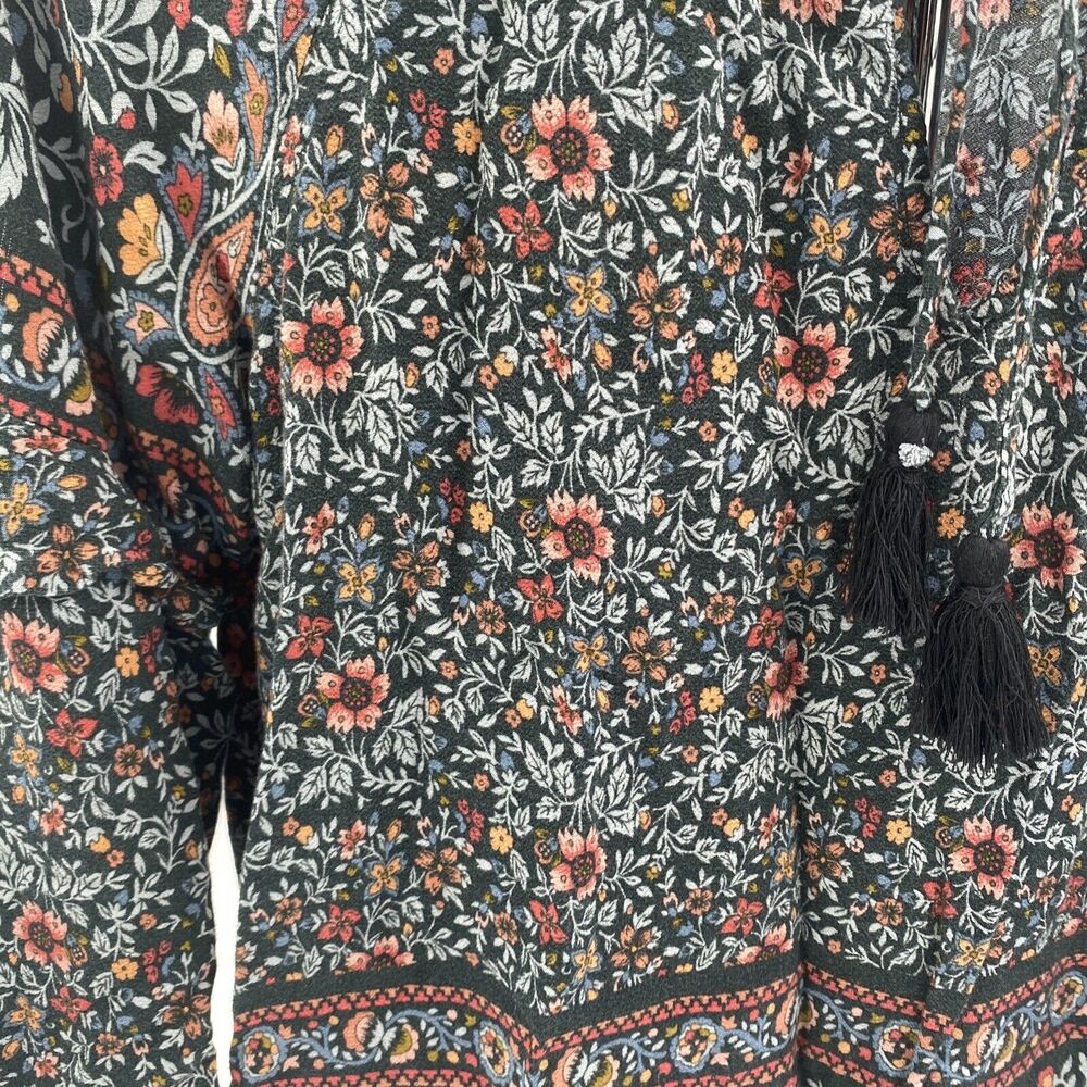American Eagle Size Medium Womens Peasant Top Tassel Tie Floral Blouse NWT - Picture 4 of 6